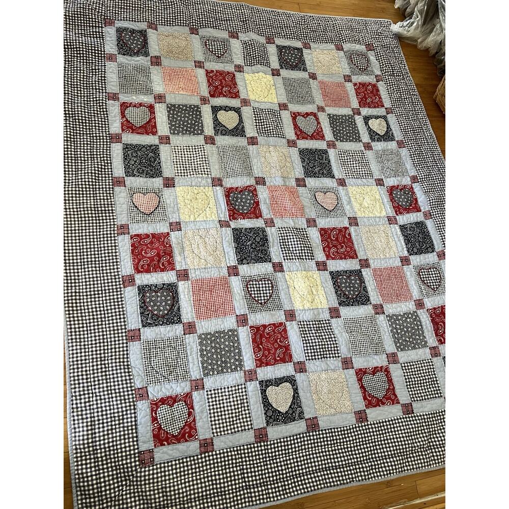 Vintage Handmade Heart Twin Quilt Floral Cross My Heart Farmhouse gingham * Read